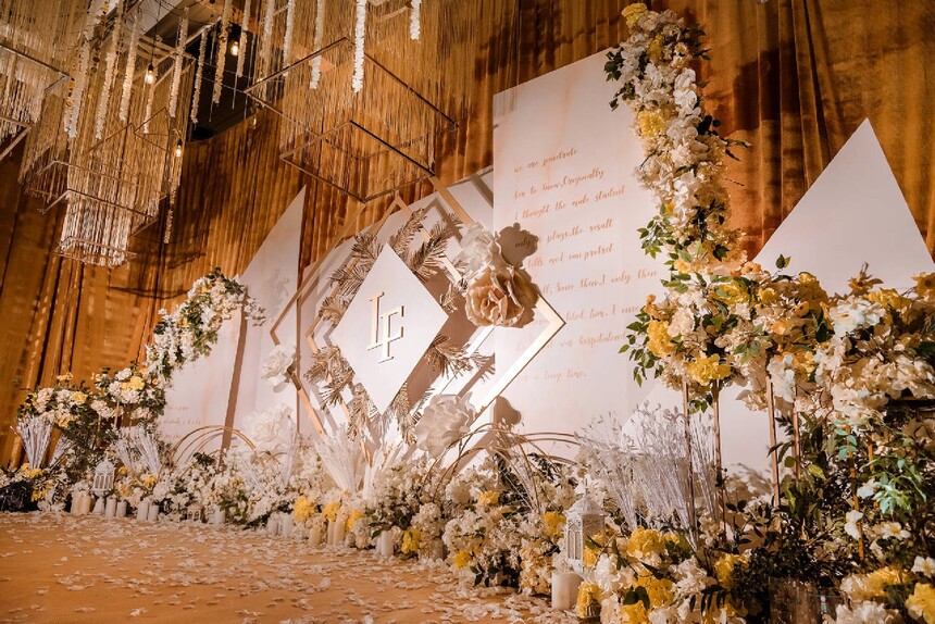 1735258858190397.jpg 1969.jpg